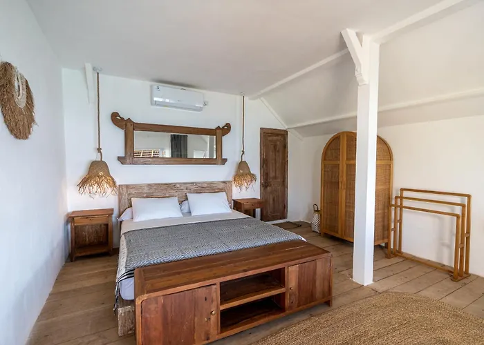 別荘 Ayunan 3 Bedroom On Bingin ウルワツ