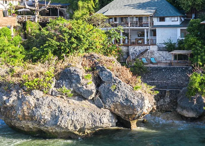Ayunan 3 Bedroom On Bingin ウルワツ